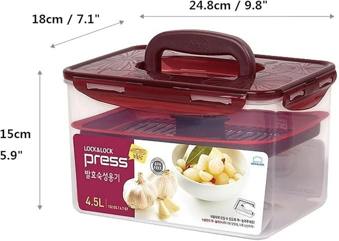 Airtight fermentation container used to layer and ferment galchi kimchi